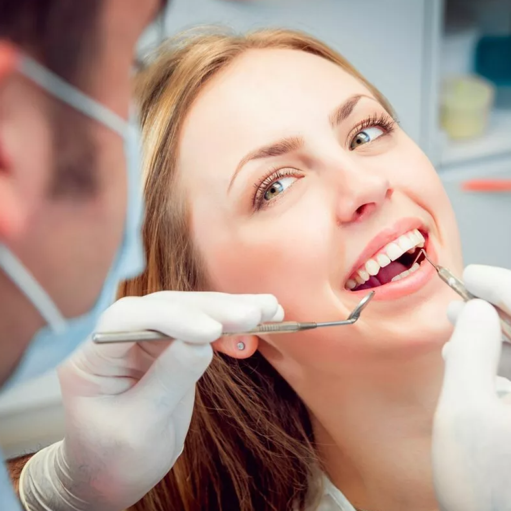 best dentist in Lahore 